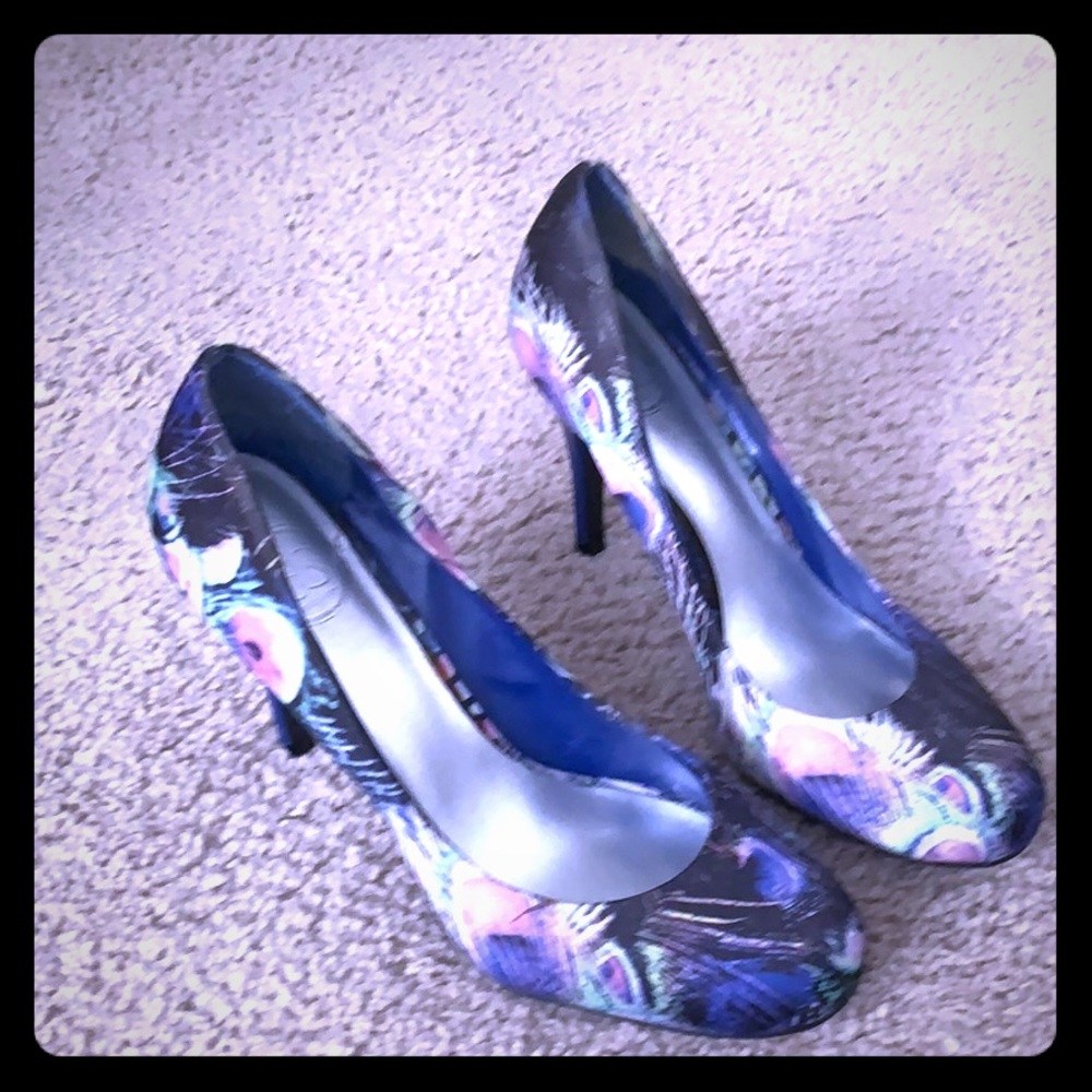 Peacock heels
